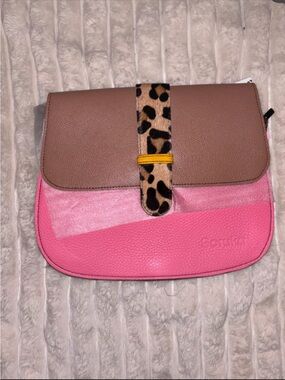 Soruka Ona reversible loop crossbody